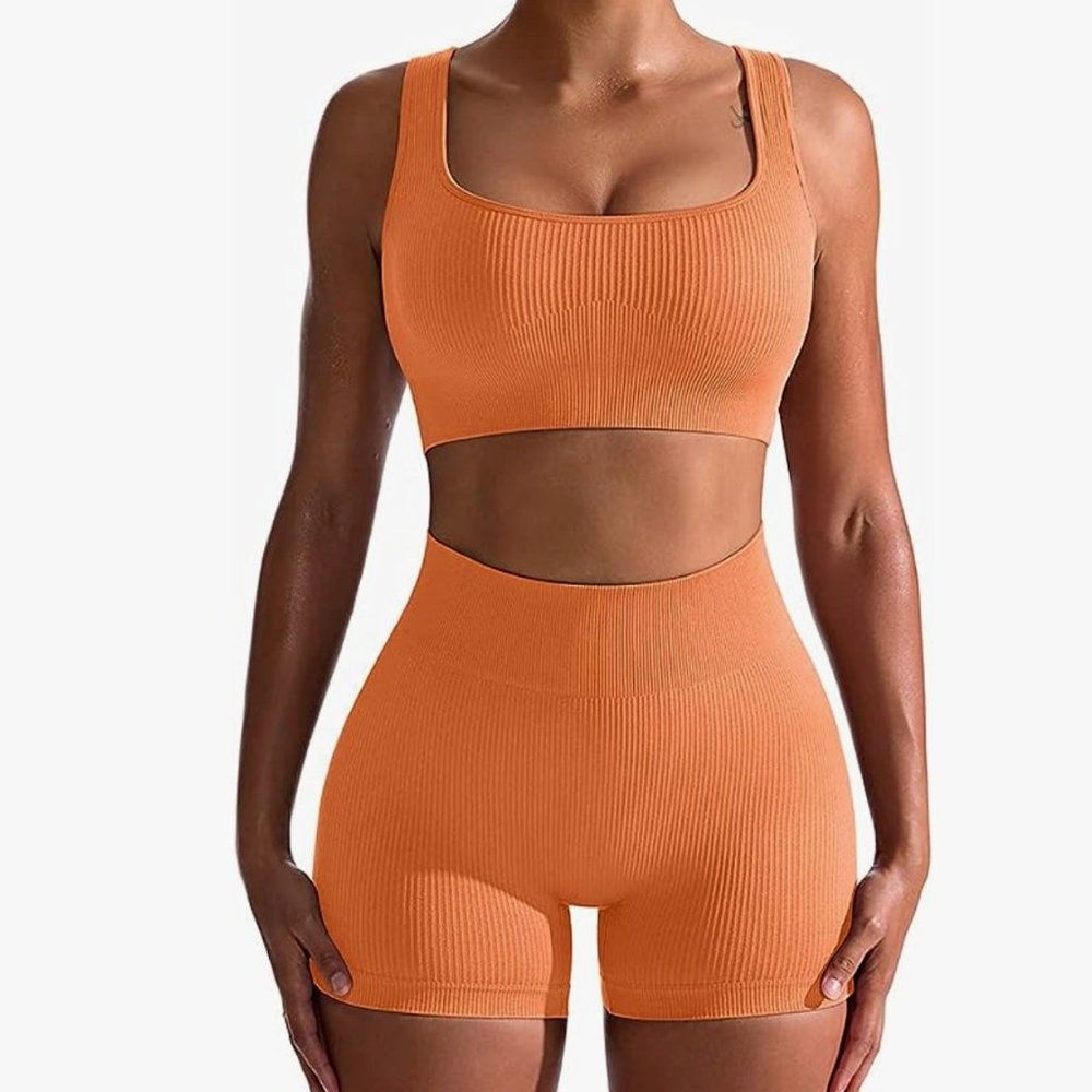 OQQ 2-Piece Workout Set